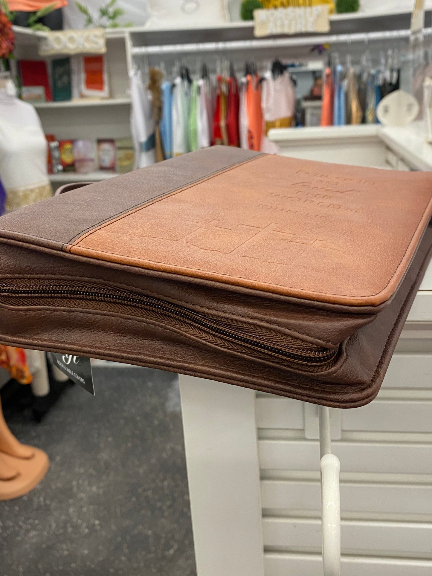 John 3:16 Bible case